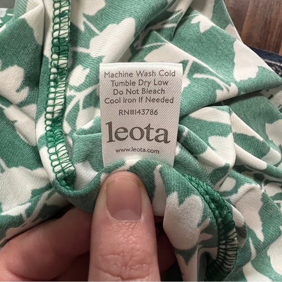 LEOTA Felicity Sleeveless Green Floral Faux Wrap Dress - size Extra Large Summer - Picture 5 of 6